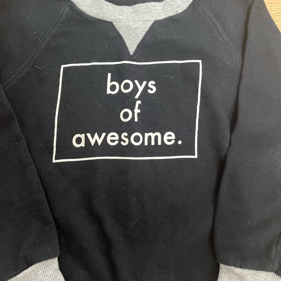 “ Boys of Awesome “ black 5t sweater - Picture 2 of 4